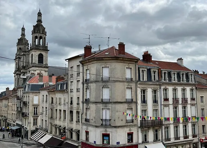 Nancy Coeur De Ville Studio Tout Equipe